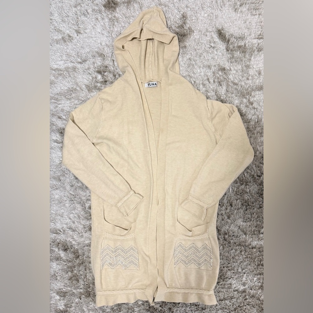 Brand: Yuna. Women's Cream Hooded Sweater